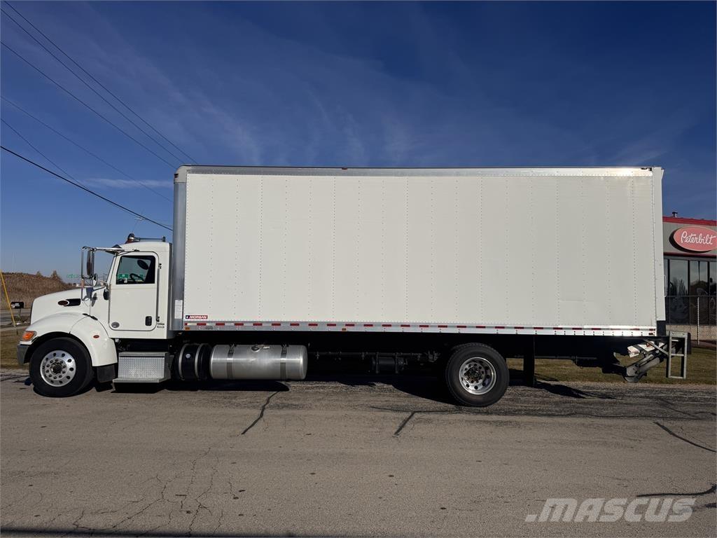 Peterbilt 337 Camiones con caja de remolque