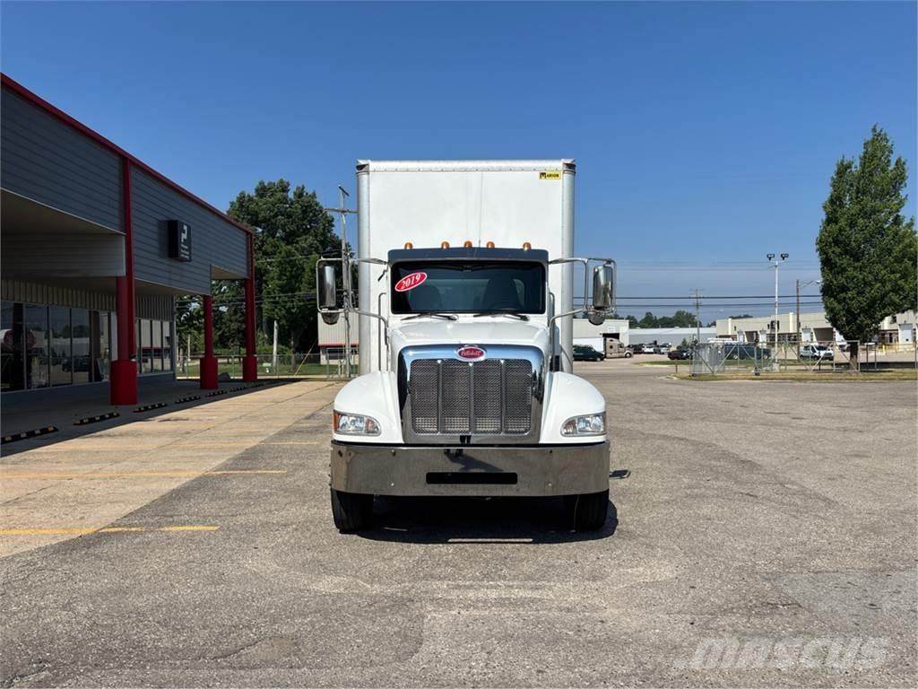 Peterbilt 337 Camiones con caja de remolque