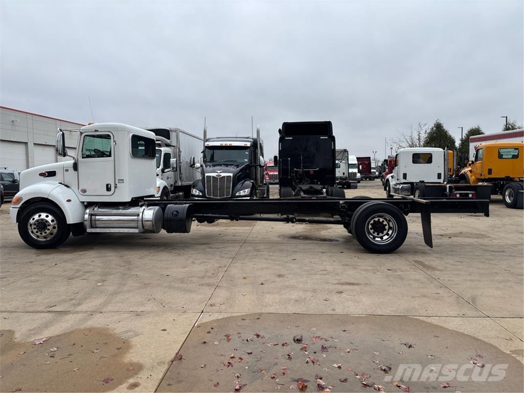 Peterbilt 337 Otros camiones