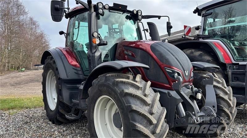 Valtra N174 Tractores