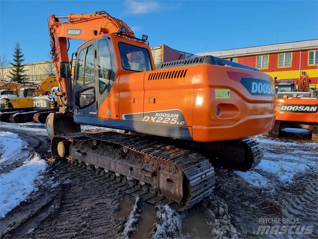 Doosan DX225LC Excavadoras sobre orugas