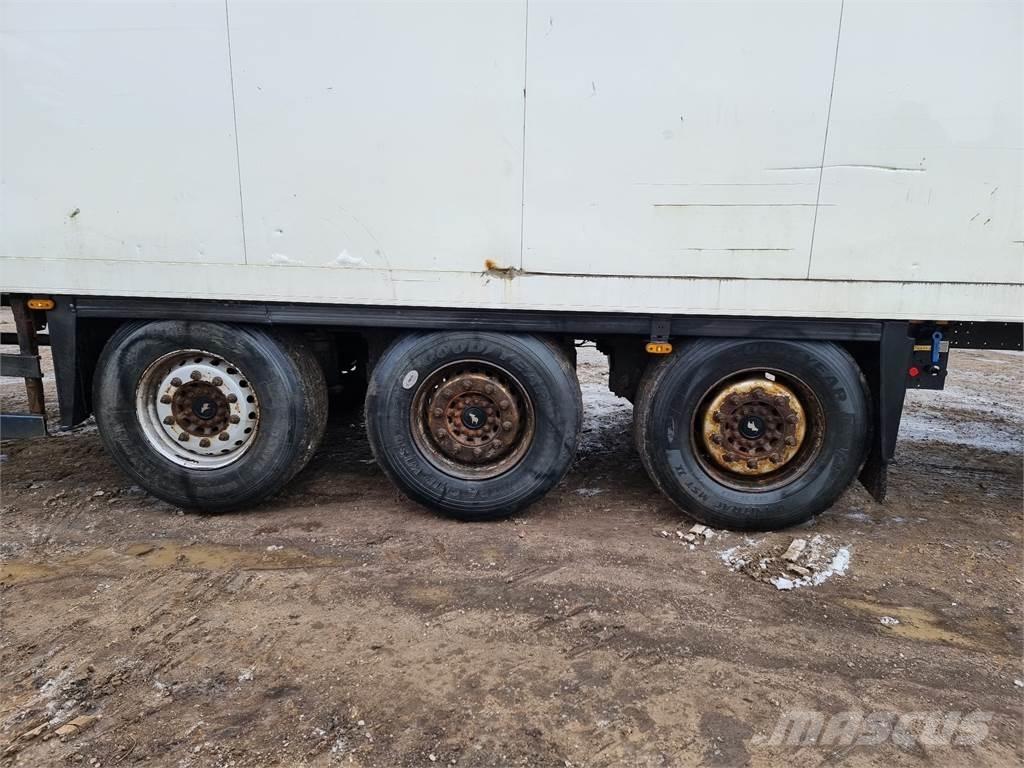 Schmitz SK24 Remolques con temperatura controlada
