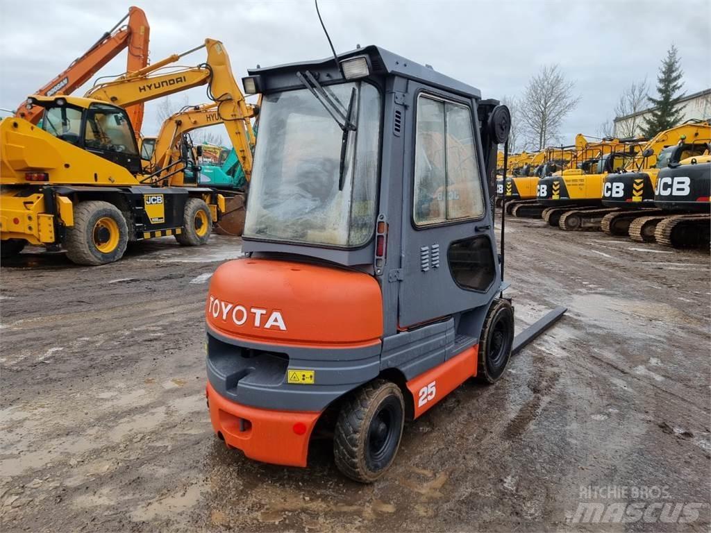 Toyota FD25 Camiones diesel