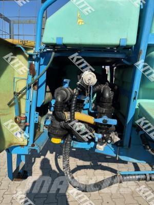 Berthoud Racer 3200/18 Pulverizadores arrastrados