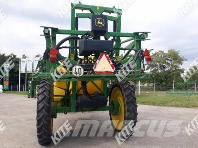 John Deere 740/21M Pulverizadores arrastrados