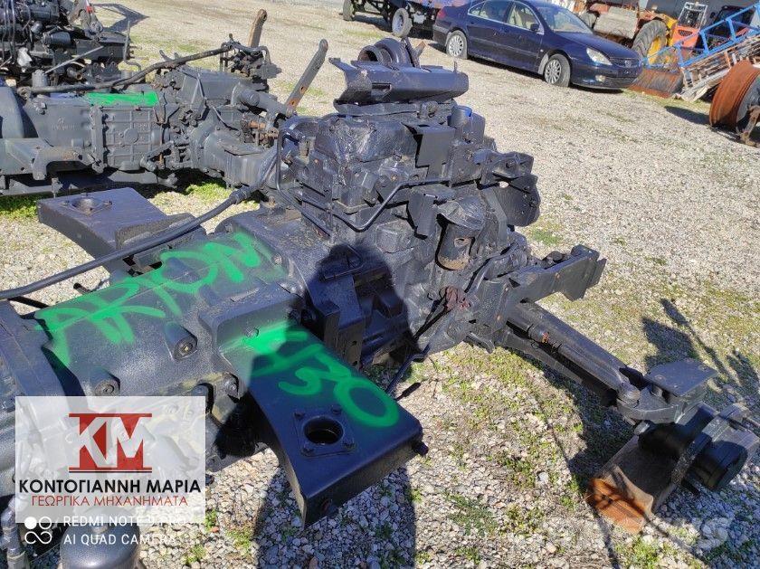 CLAAS ARION 430 Tractores