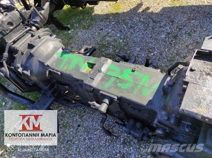 New Holland TN75NA Tractores