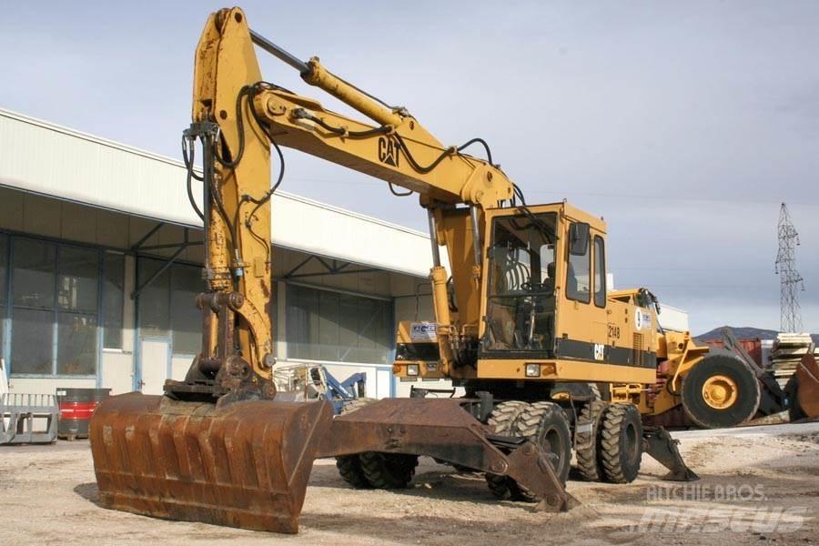 CAT 214B Excavadoras de ruedas