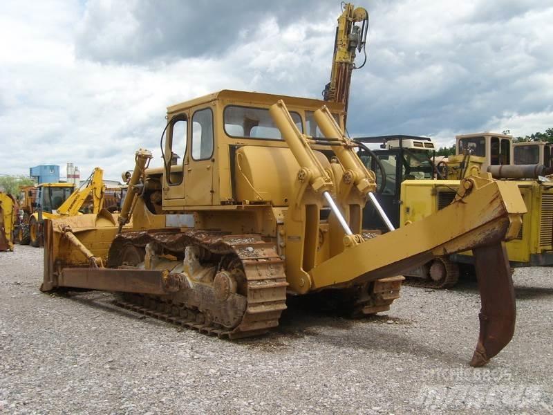 CAT D8H Buldozer sobre oruga