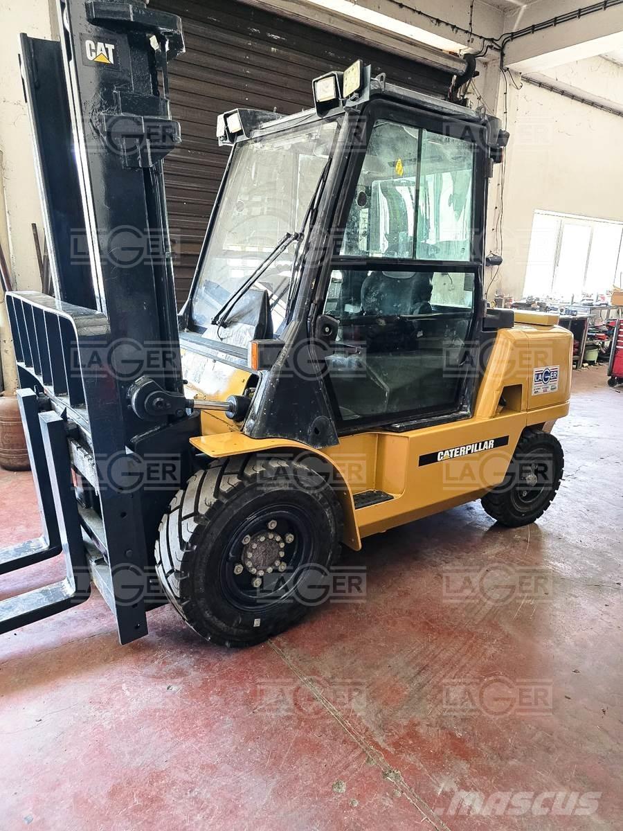 CAT DP45K Camiones diesel