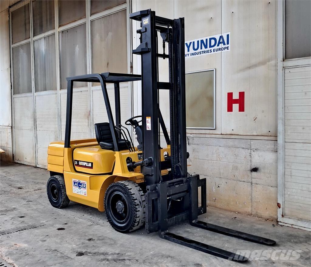 CAT FD35A Camiones diesel