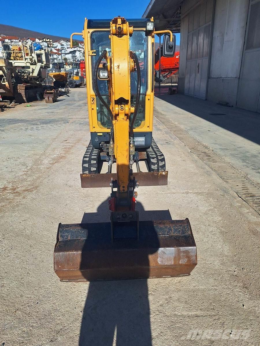 Hyundai 16-9 Miniexcavadoras