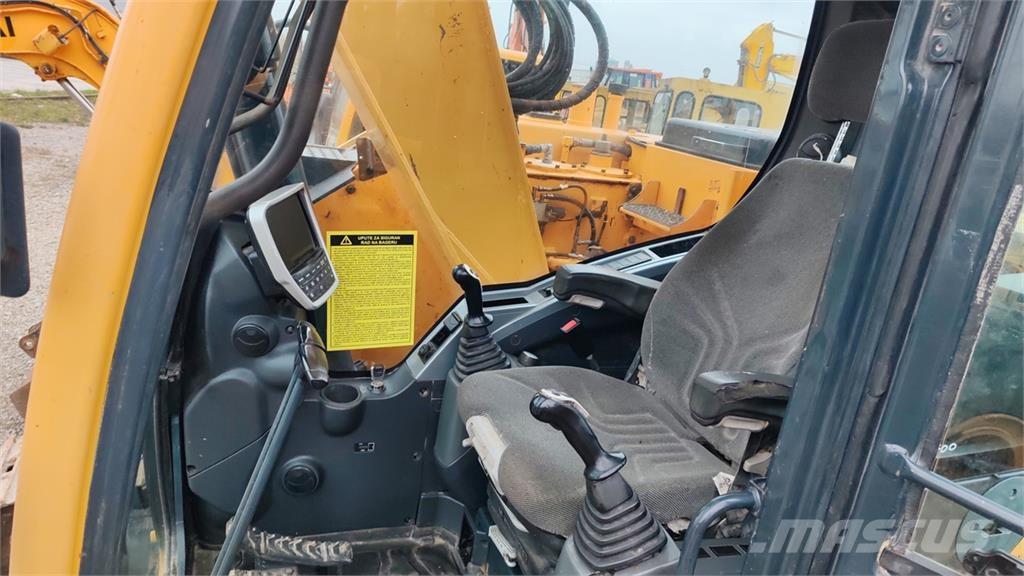 Hyundai HX145LCR Excavadoras sobre orugas