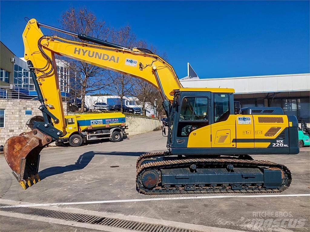 Hyundai HX220NL Excavadoras sobre orugas