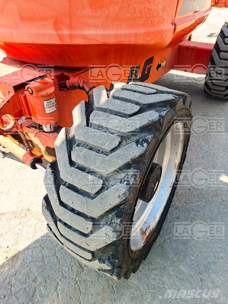 JLG 600AJ Plataformas con brazo de elevación manual