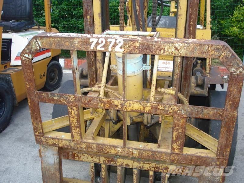 Komatsu FG25-7 Montacargas - otros