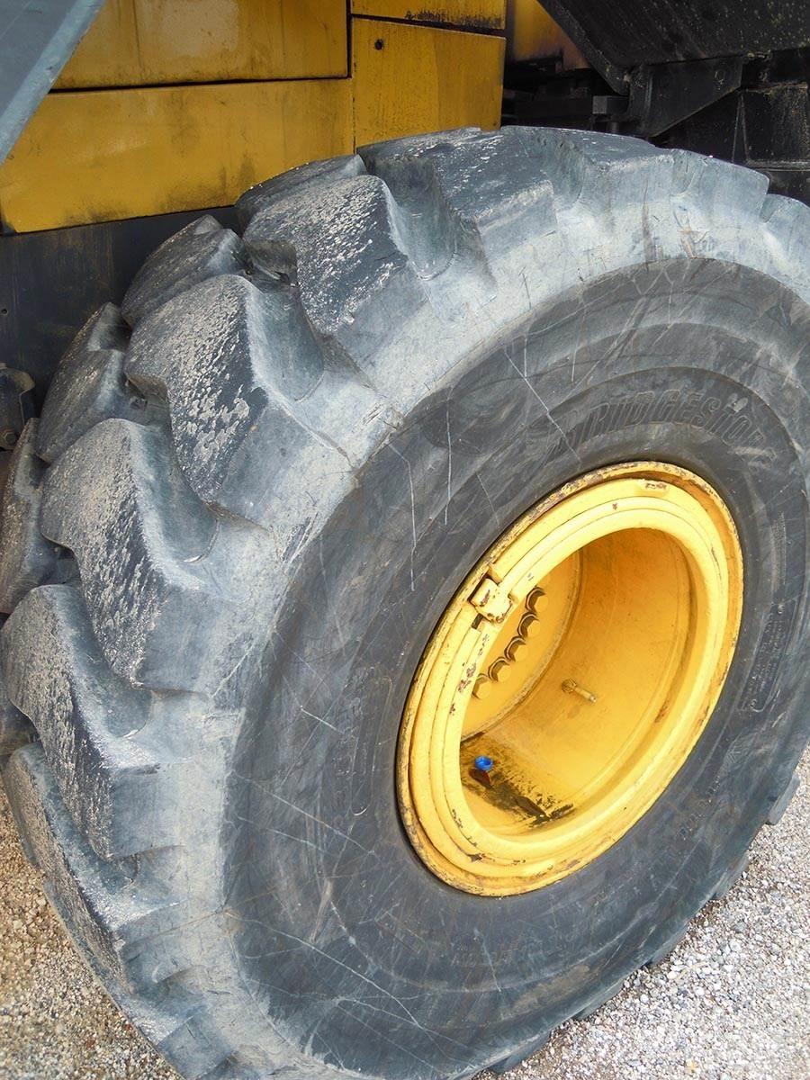 Komatsu WA430- 6E0 Cargadoras sobre ruedas