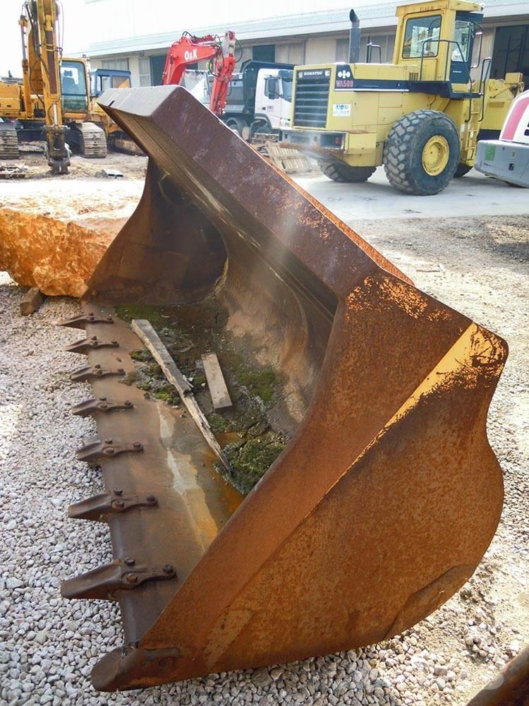 Komatsu WA500-1 Cargadoras sobre ruedas