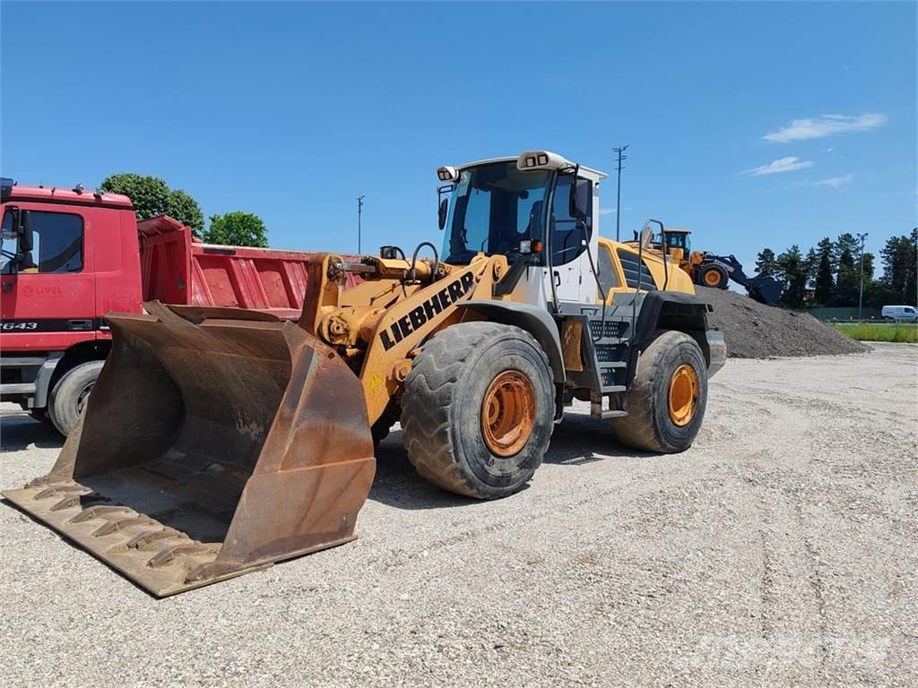 Liebherr L566 Cargadoras sobre ruedas