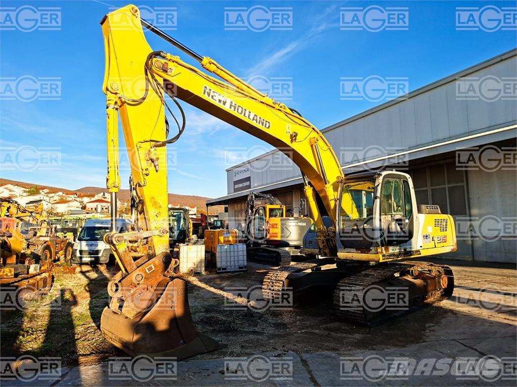 New Holland E215 Excavadoras sobre orugas