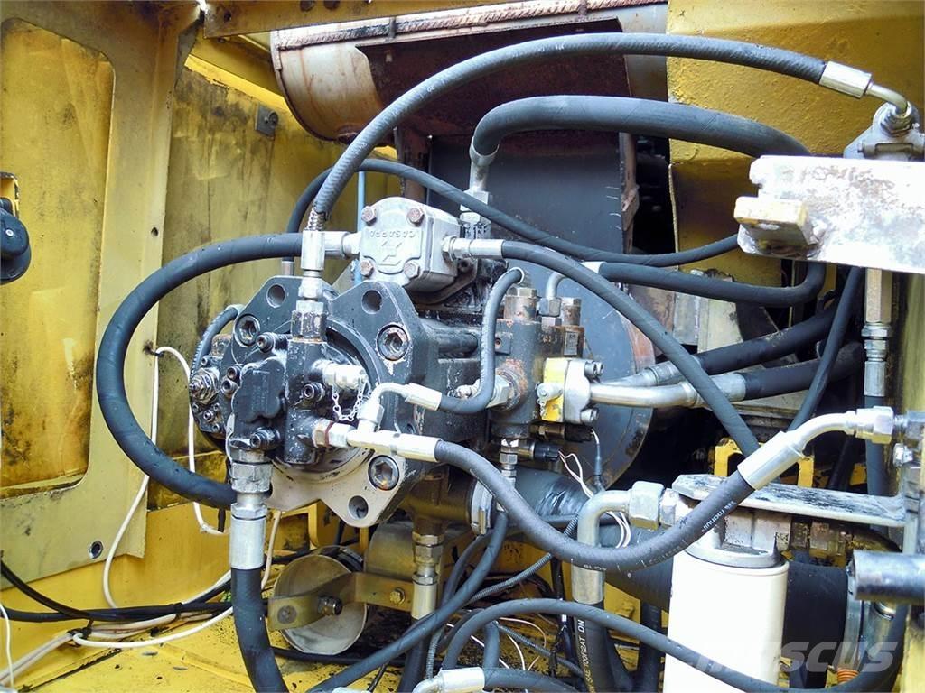 New Holland E305 Excavadoras sobre orugas