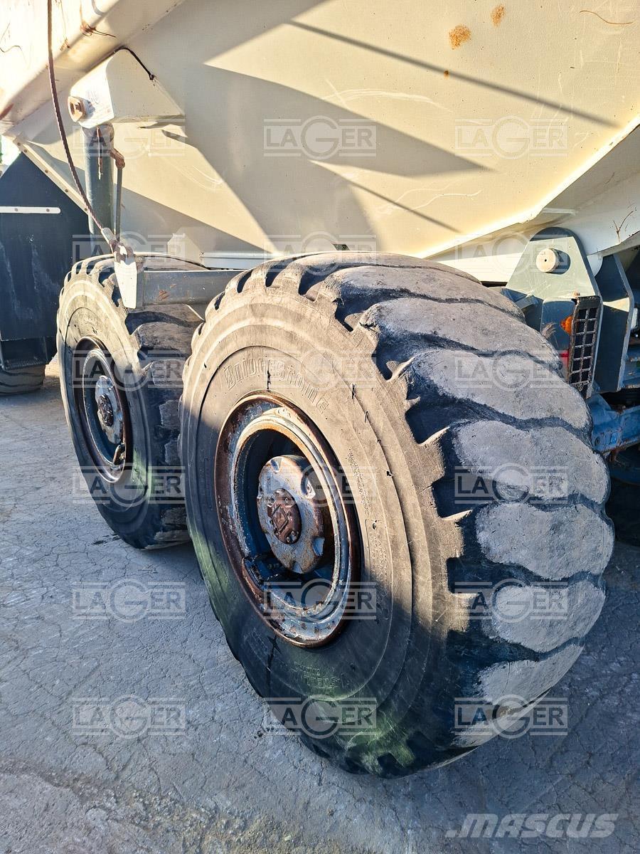 Terex TA300 Vehículos compactos de volteo