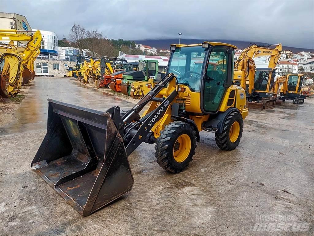 Volvo L25F Otros