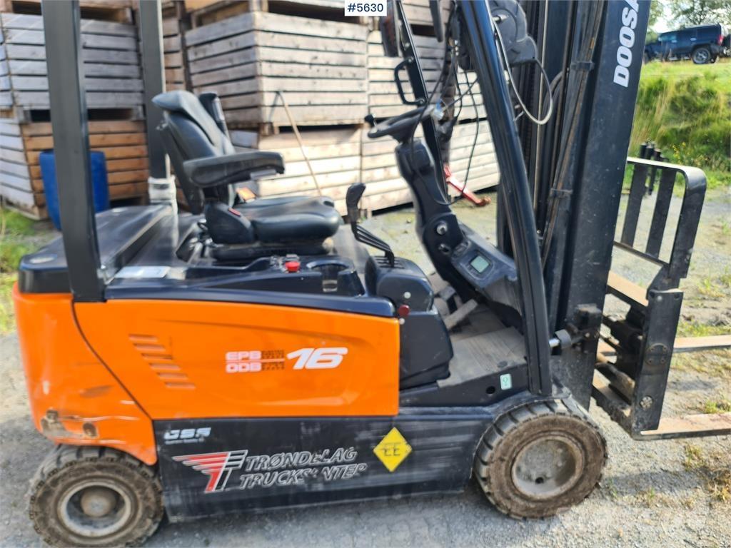 Doosan B16X-7 Montacargas - otros