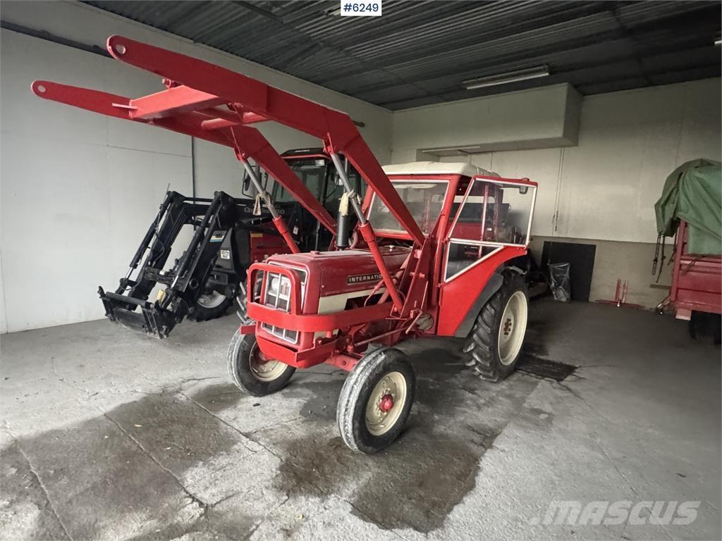 International 444 Tractores