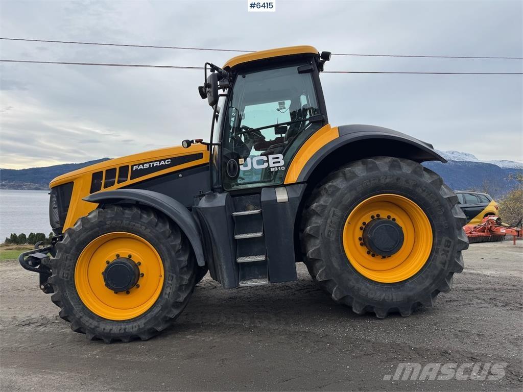 JCB 8310 Fastrac Tractores