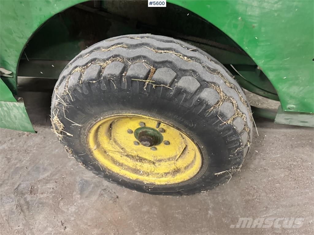 John Deere 342 Otros equipos para cosecha