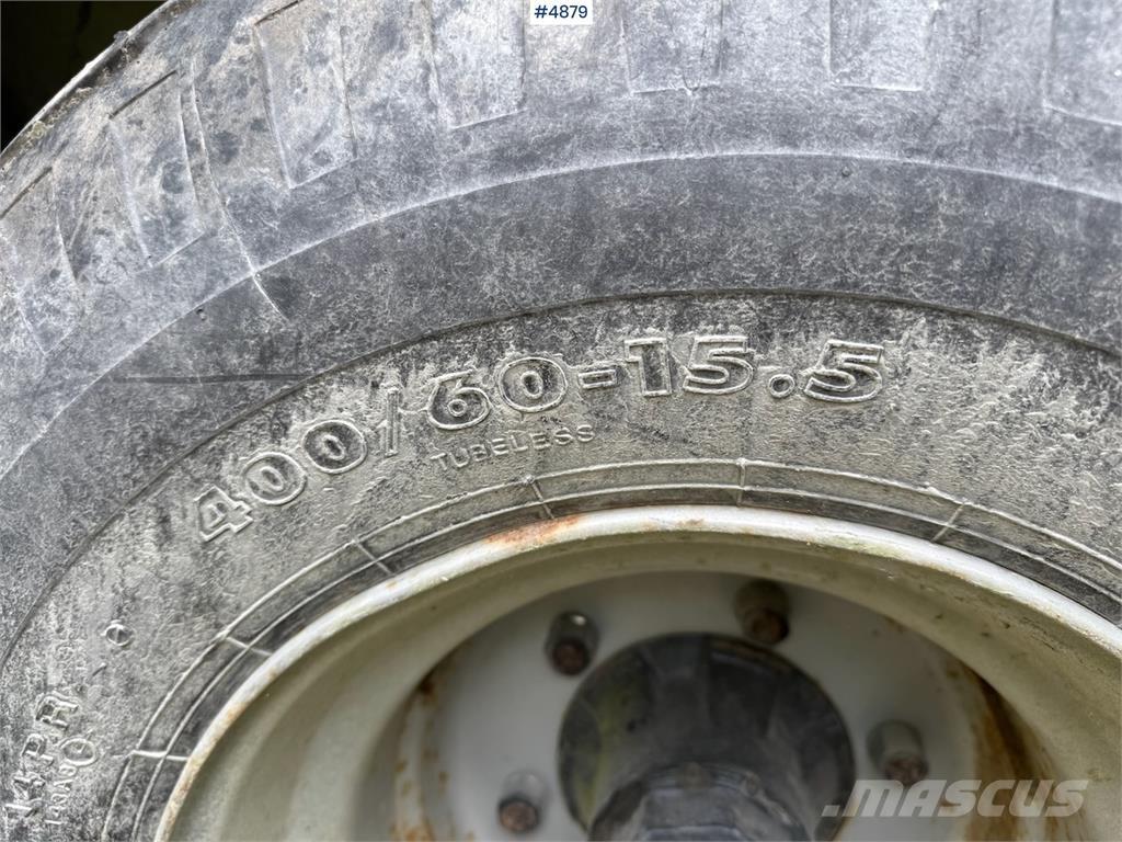 Junkkari J90 Carros de trasladar grano