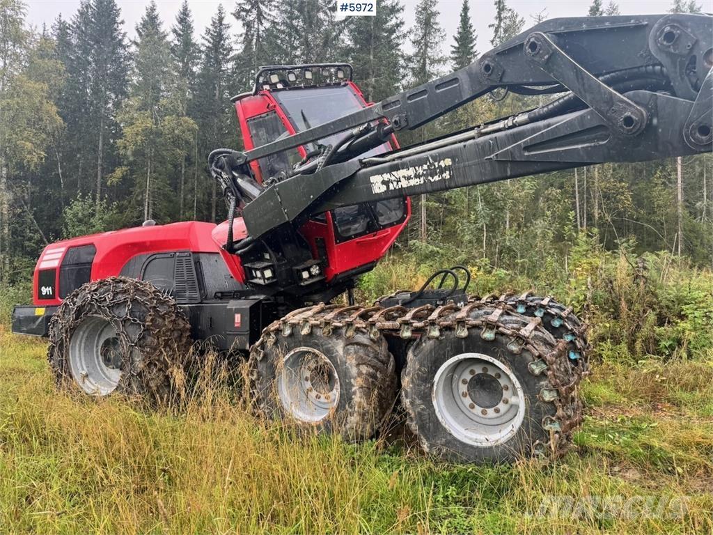 Komatsu 911-6 Cosechadoras