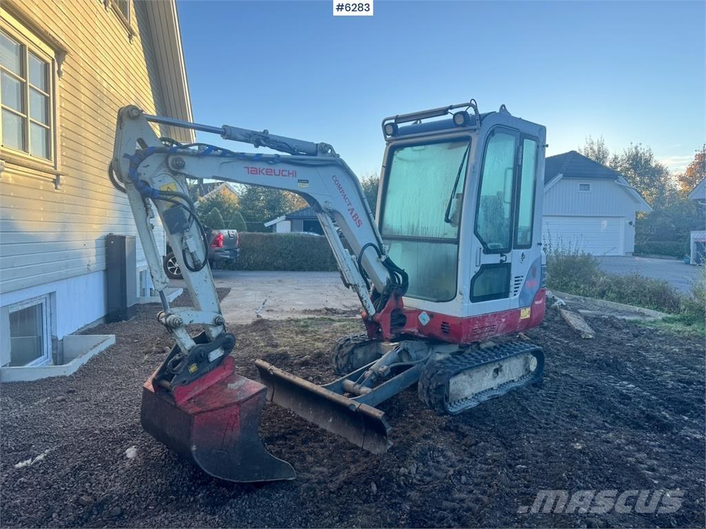 Takeuchi TB219 Excavadoras sobre orugas