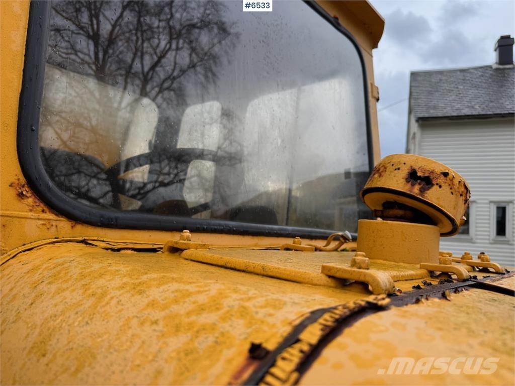 Volvo 861 6x6 Vehículos compactos de volteo