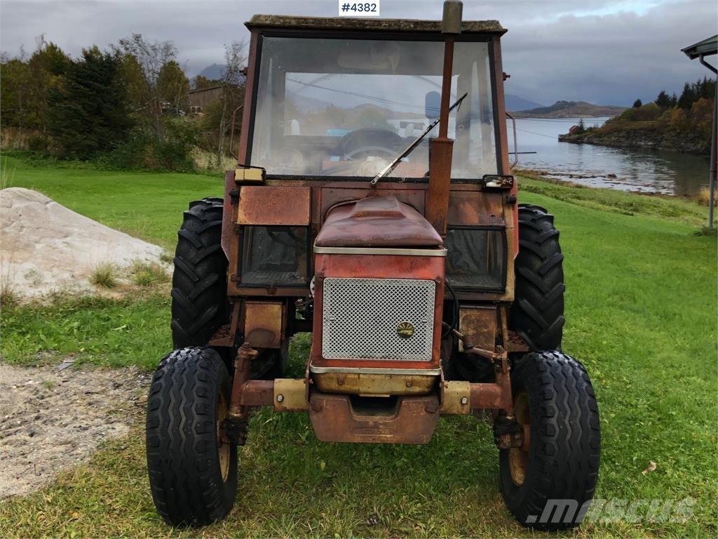 Zetor 4911 Tractores