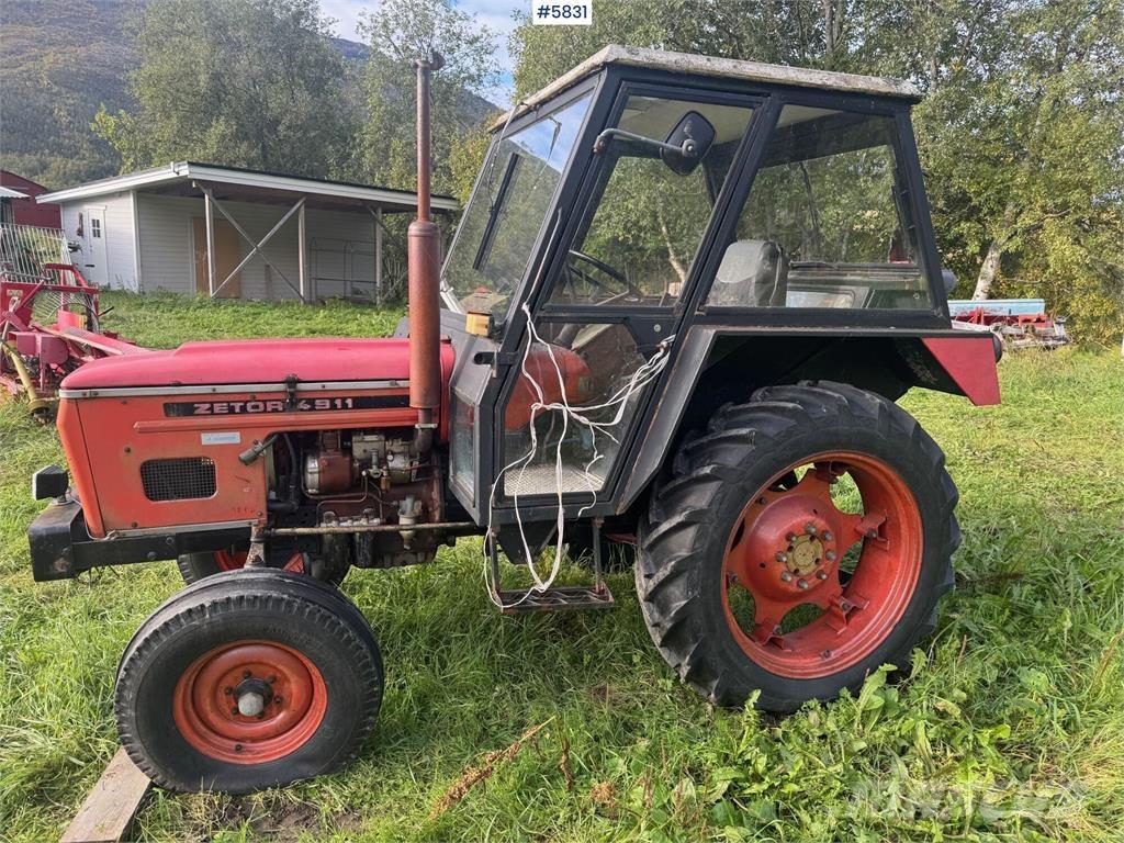 Zetor 4911 Tractores