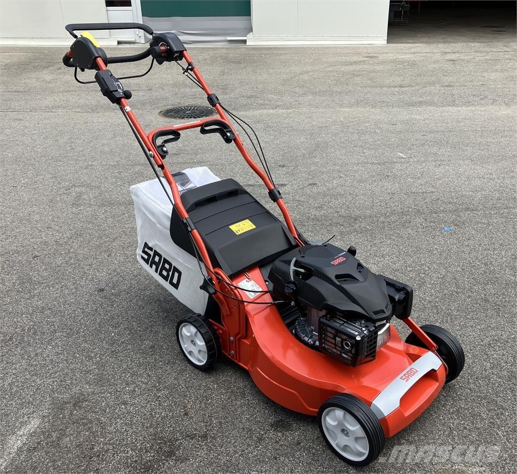  54- K Vario B Otras máquinas de jardinería y limpieza urbana