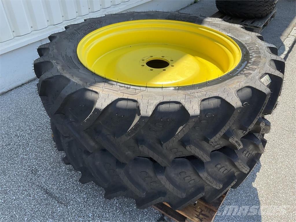 BKT 320/85R36 Ruedas