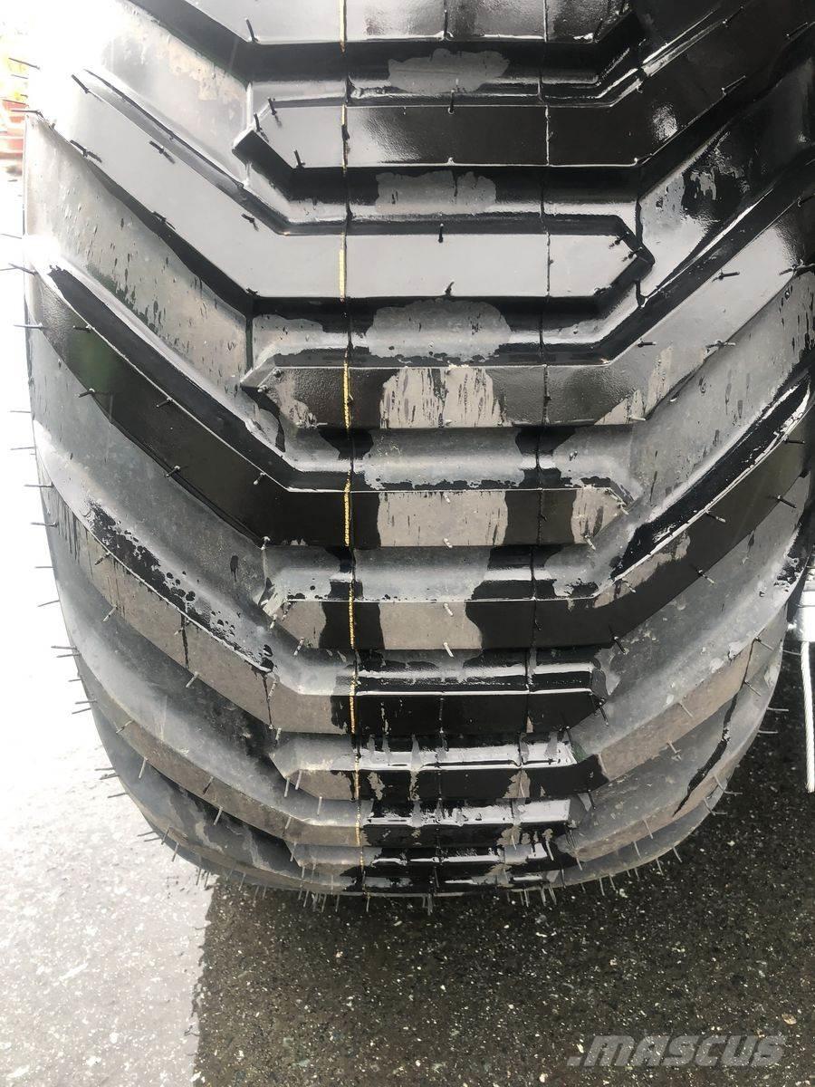 BKT Flotation 558 Ruedas