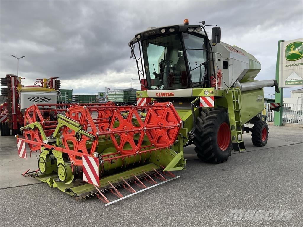 CLAAS AVERO 240 Cosechadoras combinadas