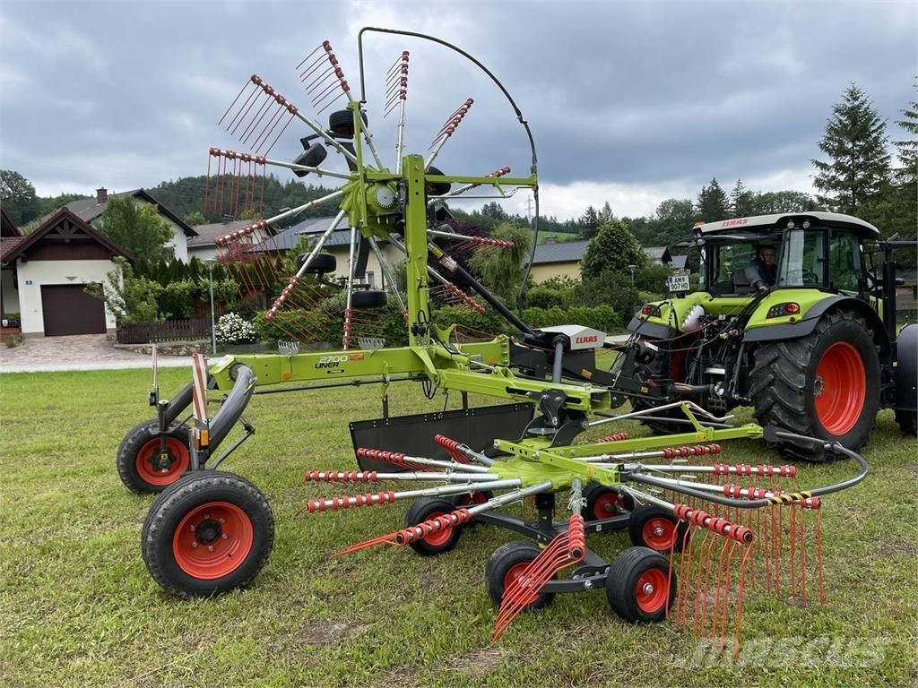 CLAAS Liner 2700 Hileradoras