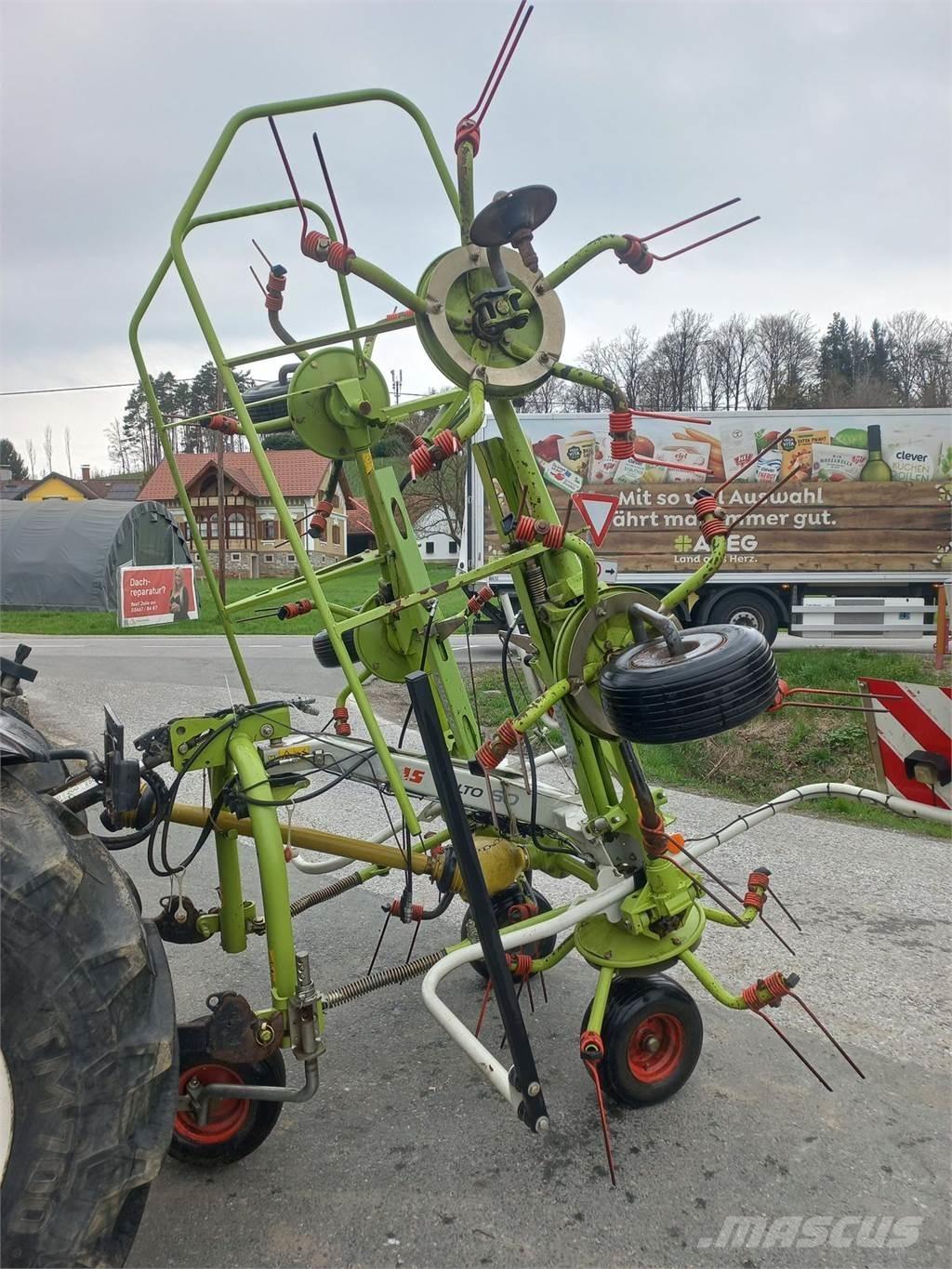 CLAAS Volto 600 Rastrilladoras y rastrilladoras giratorias