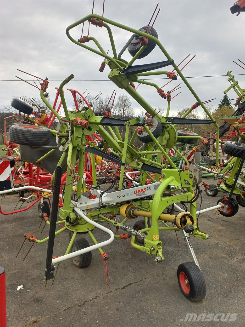 CLAAS Volto 800 Rastrilladoras y rastrilladoras giratorias