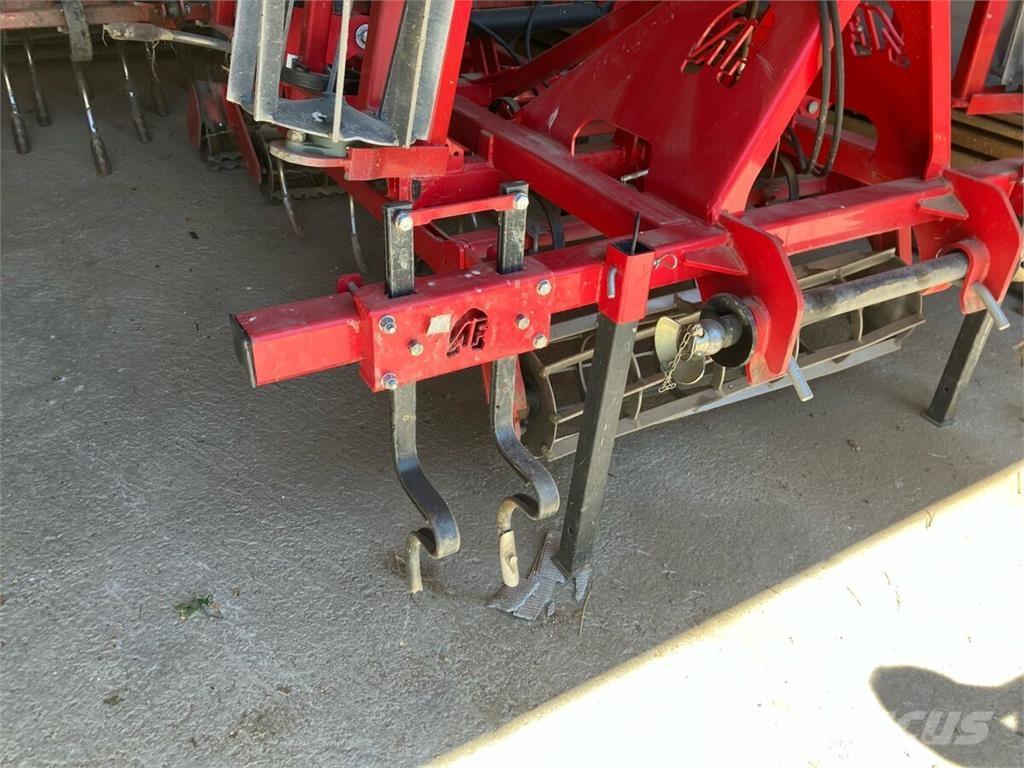  Coral Plus 420 Otra máquina para siembra