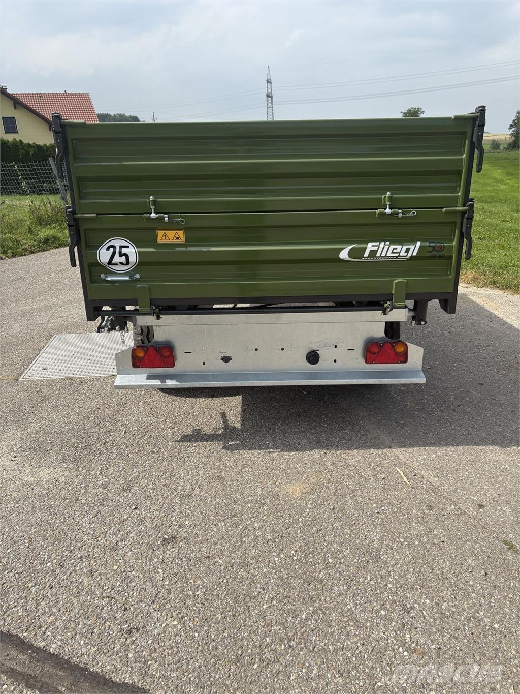 Fliegl EDK 50 FOX Remolques con caja de volteo