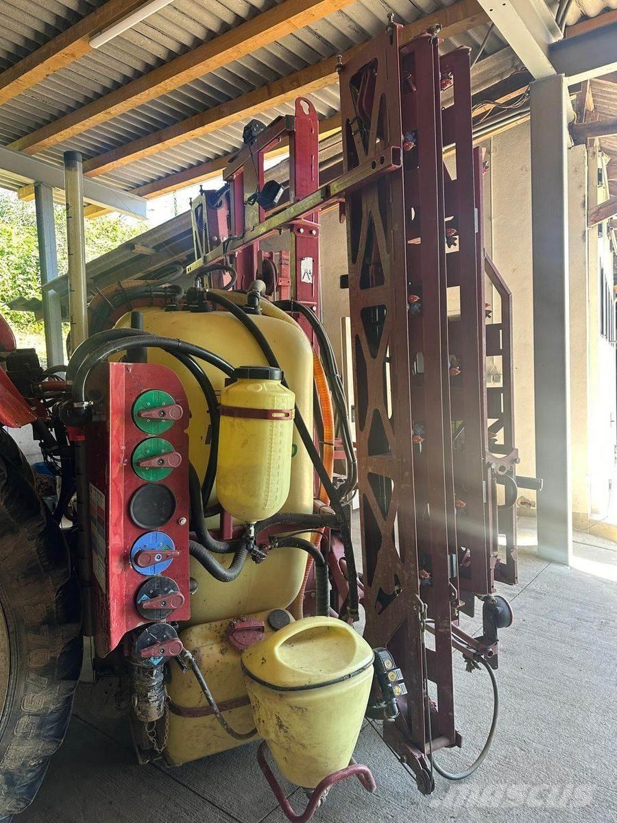 Hardi Master 1200 Pulverizadores arrastrados