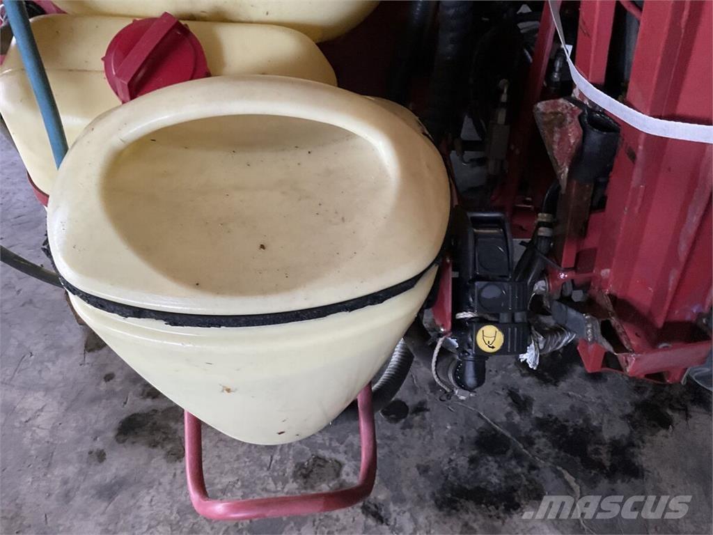 Hardi Master 1200 Pulverizadores arrastrados