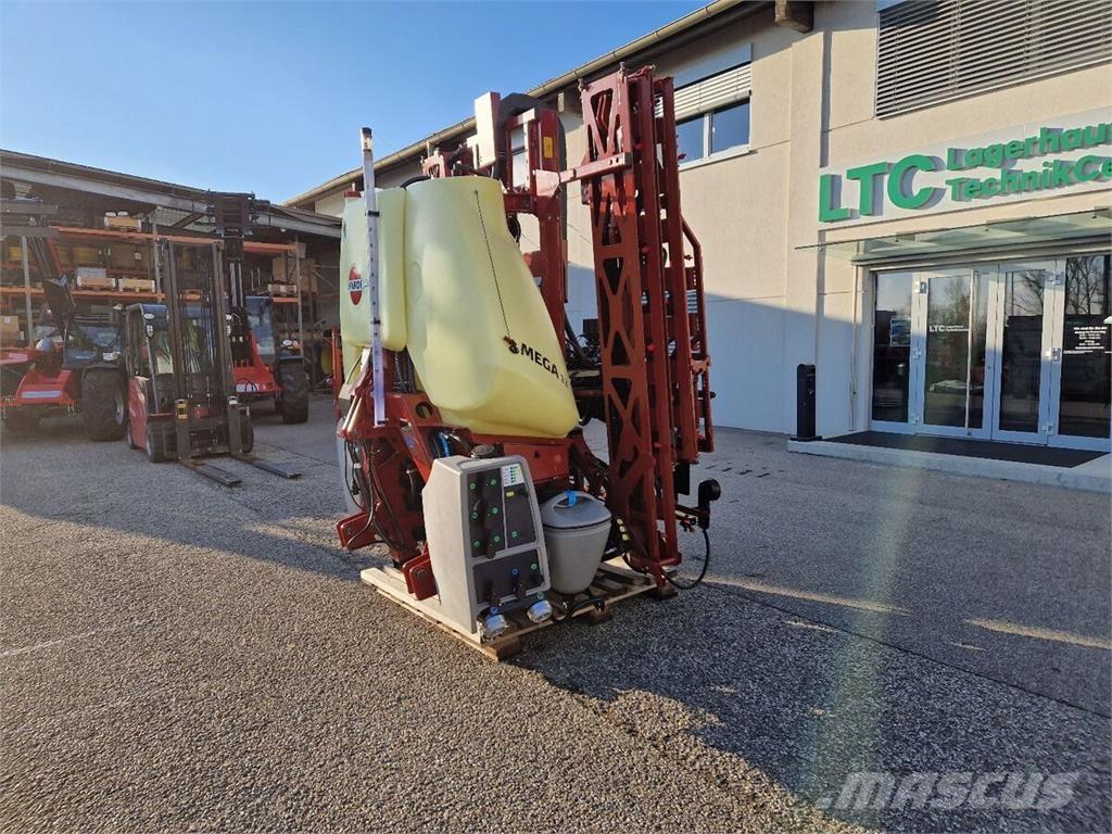 Hardi Mega 12 Pulverizadores arrastrados