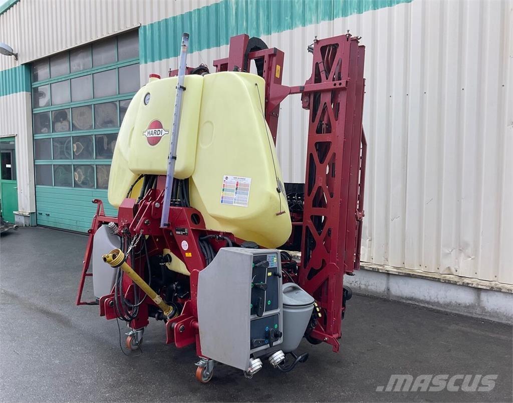 Hardi MEGA 1200 Pulverizadores arrastrados